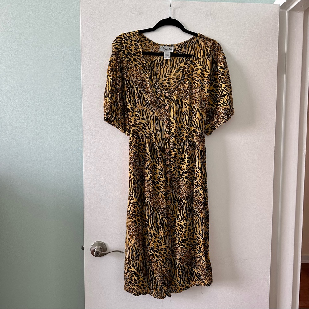 Vintage cheetah leopard faux linen flowy midi dress with wooden buttons